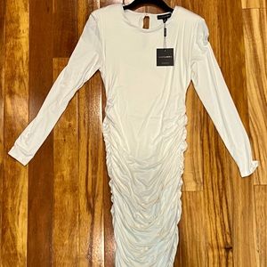 JLUXBASIX IVORY DOUBLE LINED RUCHED DRESS